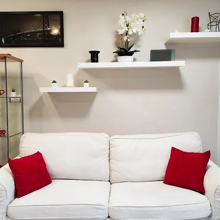 Var-lak Apartman Apartment
