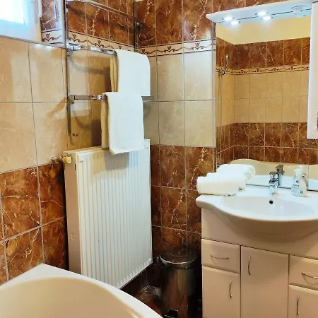 Var-lak Apartman Heviz